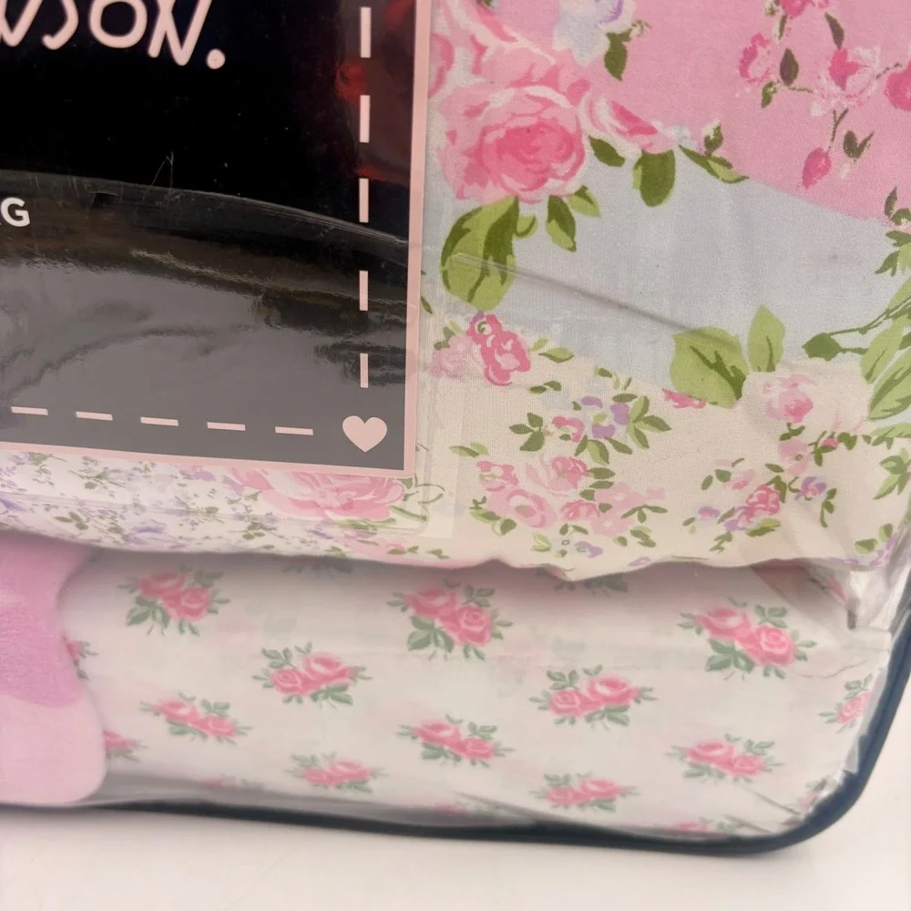 Betsey Johnson Queen 8 Piece Bed in a Bag Floral Patchwork Pink Comforter Set